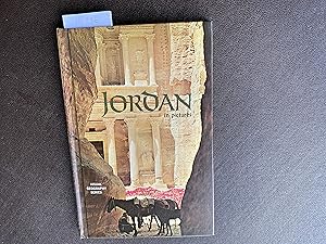 Image du vendeur pour Jordan in pictures mis en vente par Book Souk