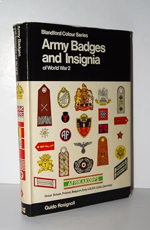 Immagine del venditore per Army Badges and Insignia of World War II venduto da Nugget Box  (PBFA)