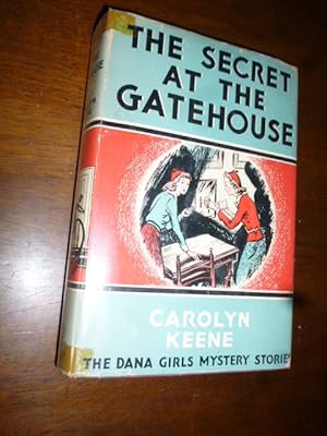 Imagen del vendedor de The Secret at the Gatehouse (The Dana Girls Mystery Stories) a la venta por Gargoyle Books, IOBA