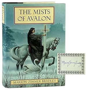 Imagen del vendedor de The Mists of Avalon a la venta por Pieuler Store