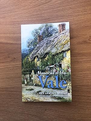 Immagine del venditore per MEMORIES OF THE VALE (Originally Published as A BERKSHIRE VILLAGE, ITS HISTORY AND ANTIQUITIES) venduto da Old Hall Bookshop, ABA ILAB PBFA BA