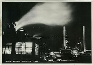 Cartolina fotografica Livorno raffineria ANIC visione notturna 1939