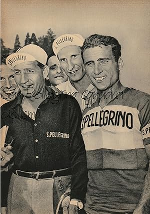 Cartolina grande formato Squadra ciclistica San Pellegrino, Gino Bartali 1957