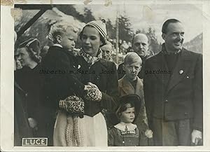 Fotografia originale, Umberto e Maria Josè con i figli in Val gardena 1938/39ca.