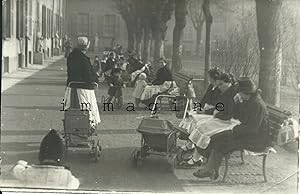 Fotografia originale, Le bambinaie ai Giardini della Guastalla di Milano, 1939