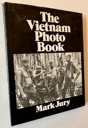 Bild des Verkufers fr The Vietnam Photo Book zum Verkauf von APPLEDORE BOOKS, ABAA