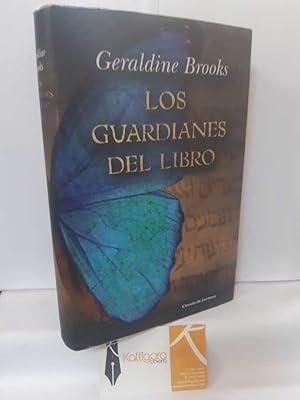 Seller image for LOS GUARDIANES DEL LIBRO for sale by Librera Kattigara