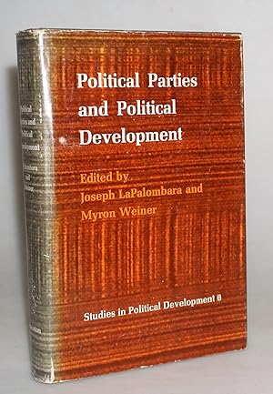 Imagen del vendedor de Political Parties and Political Development (Studies In Political Development) a la venta por Blind-Horse-Books (ABAA- FABA)