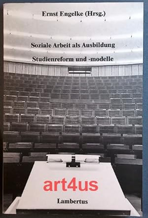 Seller image for Soziale Arbeit als Ausbildung : Studienreform und -modelle. for sale by art4us - Antiquariat