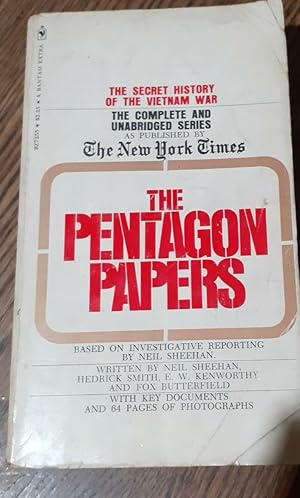 Bild des Verkufers fr THE PENTAGON PAPERS: As Published by The New York Times zum Verkauf von DEL SUBURBIO  LIBROS- VENTA PARTICULAR