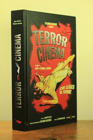 Imagen del vendedor de Terror Cinema : Cine clasico de terror a la venta por North Books: Used & Rare