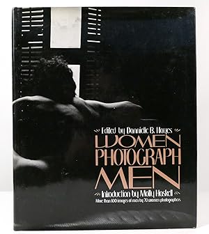 Imagen del vendedor de WOMEN PHOTOGRAPH MEN a la venta por Rare Book Cellar