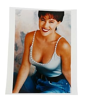 Image du vendeur pour ALYSSA MILANO PHOTO 2 OF 4 8'' X 10'' Inch Photograph mis en vente par Rare Book Cellar