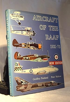 Imagen del vendedor de AIRCRAFT OF THE RAAF 1921- 78 a la venta por A&F.McIlreavy.Buderim Rare Books