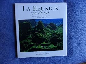 Bild des Verkufers fr La Runion vue du ciel zum Verkauf von arobase livres