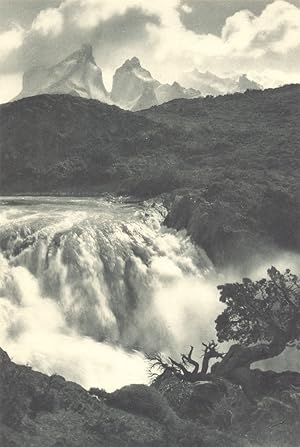 Salto Grande del Rio Paine