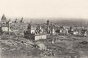 Temples de la montagne sacrée de Sooma-Wal-Dattia (Inde Centrale), vers 1872