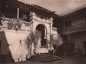 The courtyard of one of the oldest Spanish colonial mansions at La Paz