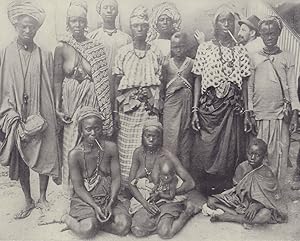 Le Groupe de Bourjanes [A group of Bourjanes, Madagascar]