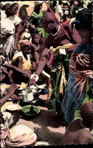 Ansichtskarte / Postkarte Atakpame Togo, Feticheuse