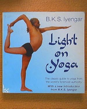 Seller image for Light on Yoga for sale by Pistil Books Online, IOBA