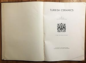 Turkish Ceramics by Tahsin Öz : 75 plates, 144 drawings (85 coloured)