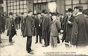 Ansichtskarte / Postkarte La Manifestation du 1er Mai a Paris, Le Prefet de Police et le Service ...