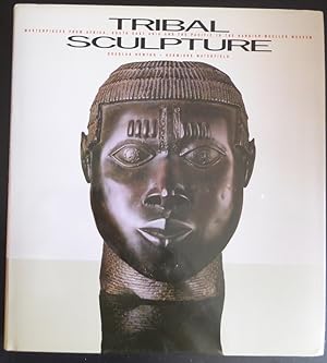 Image du vendeur pour Tribal Sculpture: Masterpieces from Africa, South East Asia and the Pacific In the Barbier-Mueller Museum mis en vente par Jeff Irwin Books