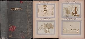 Jugendstil Fotoalbum mit 94 Originalfotografien aus dem Jahr 1904. Vorwiegend mit Aufnahmen von S...