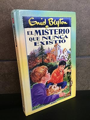 Bild des Verkufers fr El Misterio Que Nunca Existio (Spanish Edition). Enid Blyton. zum Verkauf von Lauso Books