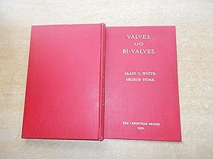 Imagen del vendedor de Valves and Bi-Valves a la venta por Chevin Books