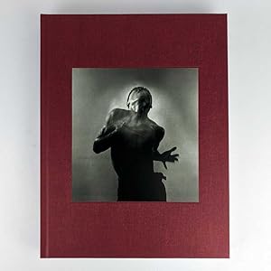 Immagine del venditore per Eikoh Hosoe: Pioneering Post-1945 Japanese Photography venduto da Book Merchant Jenkins, ANZAAB / ILAB