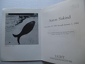 Bild des Verkufers fr Aaron Siskind Light Gallery 1983 Exhibition invite postcard zum Verkauf von ANARTIST