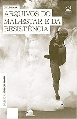 Image du vendeur pour Arquivos do mal estar e da resistência (Português) mis en vente par Livro Brasileiro