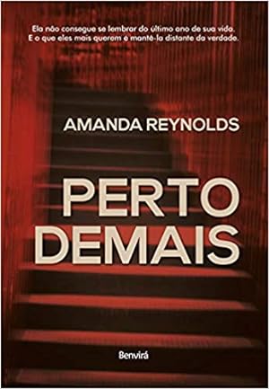 Seller image for Perto Demais for sale by Livro Brasileiro