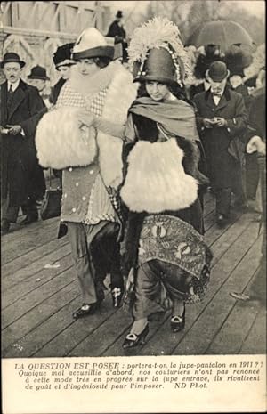 Ansichtskarte / Postkarte La Question est Posee, La Jupe Pantalon en 1911, Frauen in Hosenanzügen...
