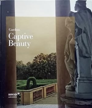 Immagine del venditore per GARDENS CAPTIVE BEAUTY venduto da Librera Raimundo