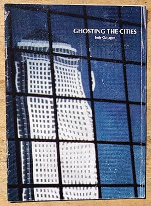 Bild des Verkufers fr Ghosting the Cities zum Verkauf von Shore Books