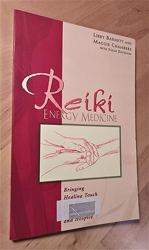 Seller image for Reiki. Energy Medicine for sale by Llibres Bombeta