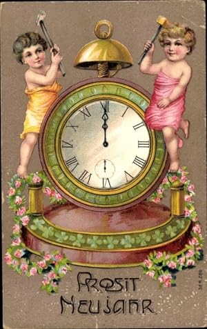 Bild des Verkufers fr Prge Litho Glckwunsch Neujahr, Uhr, Engel schlagen Mitternacht, Girlande aus Klee zum Verkauf von akpool GmbH