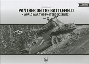 Bild des Verkufers fr Panther on the Battlefield: World War Two Photobook Series zum Verkauf von AHA-BUCH GmbH