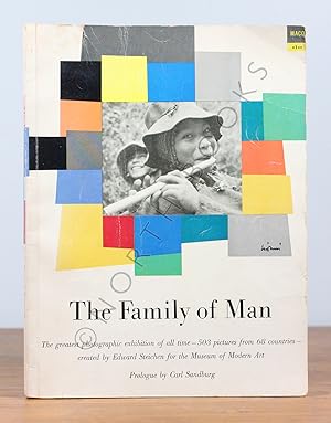 Immagine del venditore per The Family of Man venduto da North Books: Used & Rare