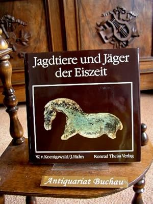 Jagdtiere und Jäger der Eiszeit. Fossilien und Bildwerke.