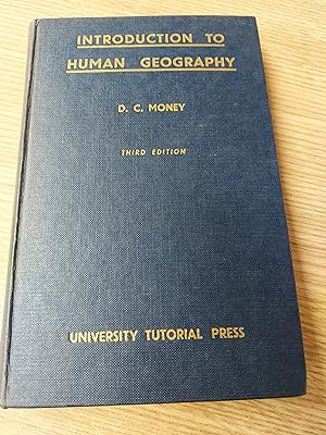 Bild des Verkufers fr Introduction to human geography zum Verkauf von Cambridge Rare Books