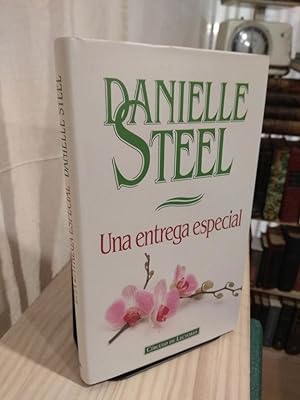 Seller image for Una entrega especial for sale by Libros Antuano