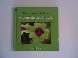 Bild des Verkufers fr Momente des Glcks : Dir zum Geschenk. Fotogr. von Heinz Hirz und Rosi Demmel. zum Verkauf von ANTIQUARIAT FRDEBUCH Inh.Michael Simon