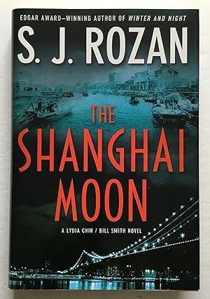 Imagen del vendedor de The Shanghai Moon. A Lydia Chin/Bill Smith Novel. a la venta por Monkey House Books