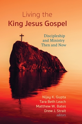 Bild des Verkufers fr Living the King Jesus Gospel (Paperback or Softback) zum Verkauf von BargainBookStores