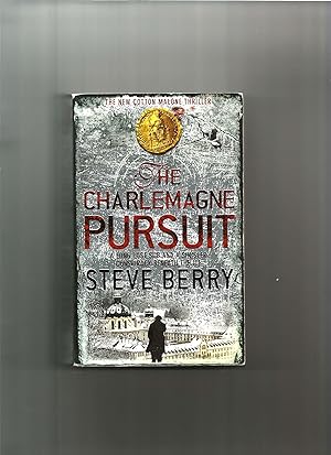 Imagen del vendedor de The Charlemagne Pursuit. The new Cotton Malone Thriller. a la venta por Sigrid Rhle