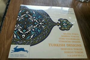 Imagen del vendedor de Turkish Designs. Ediz. Multilingue. Con Cd-Rom a la venta por Piazza del Libro